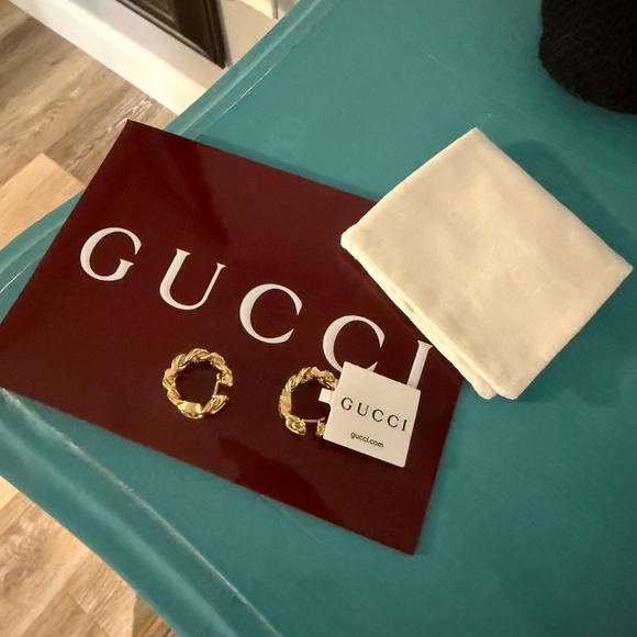 Gucci Gold Hoop Earnings - Picture 1 of 5
